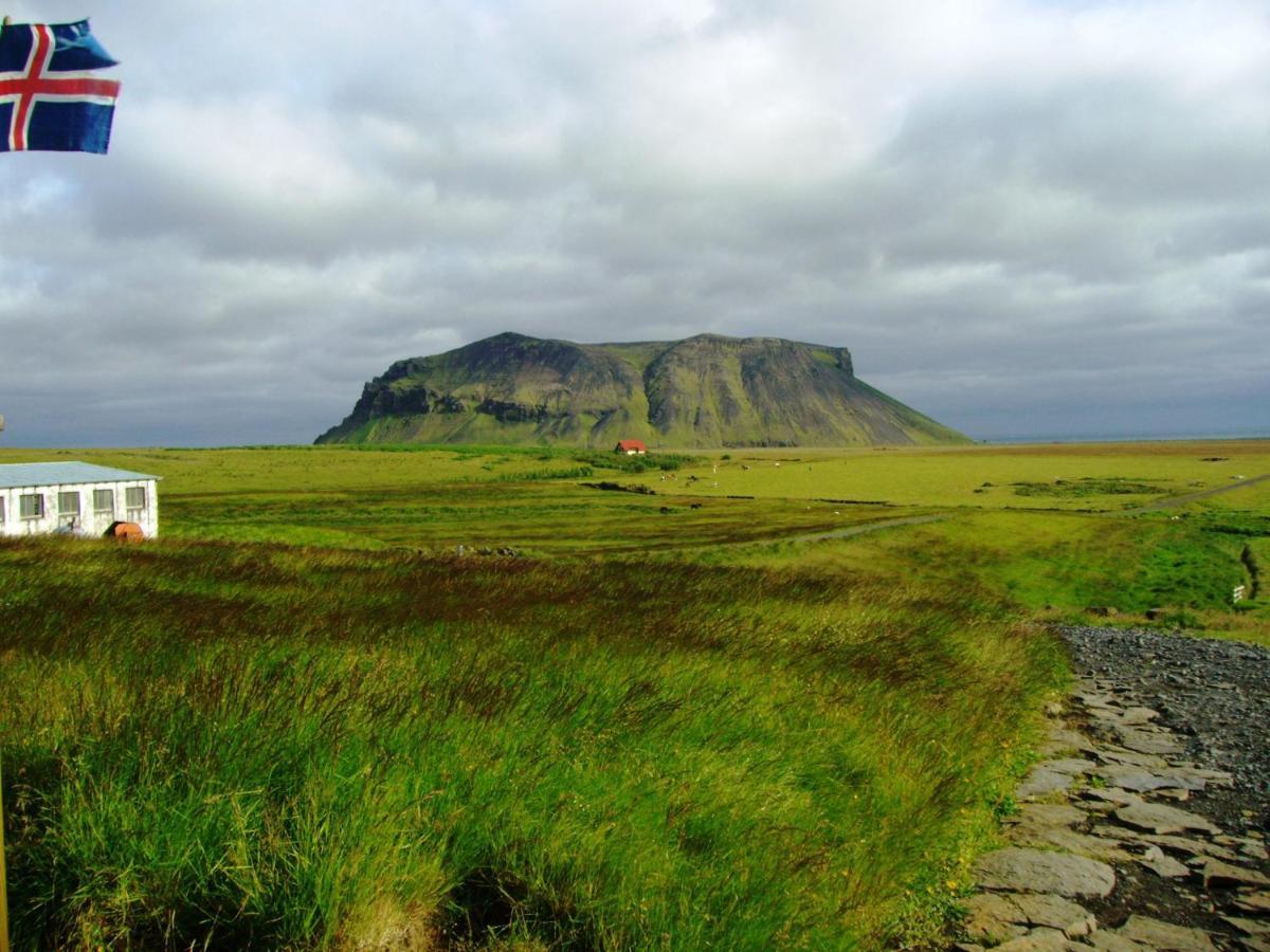 Отель Eystri-Solheimar Вик Экстерьер фото